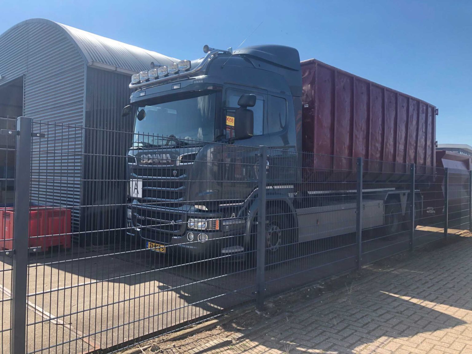 Containers - Van de Poll Recycling
